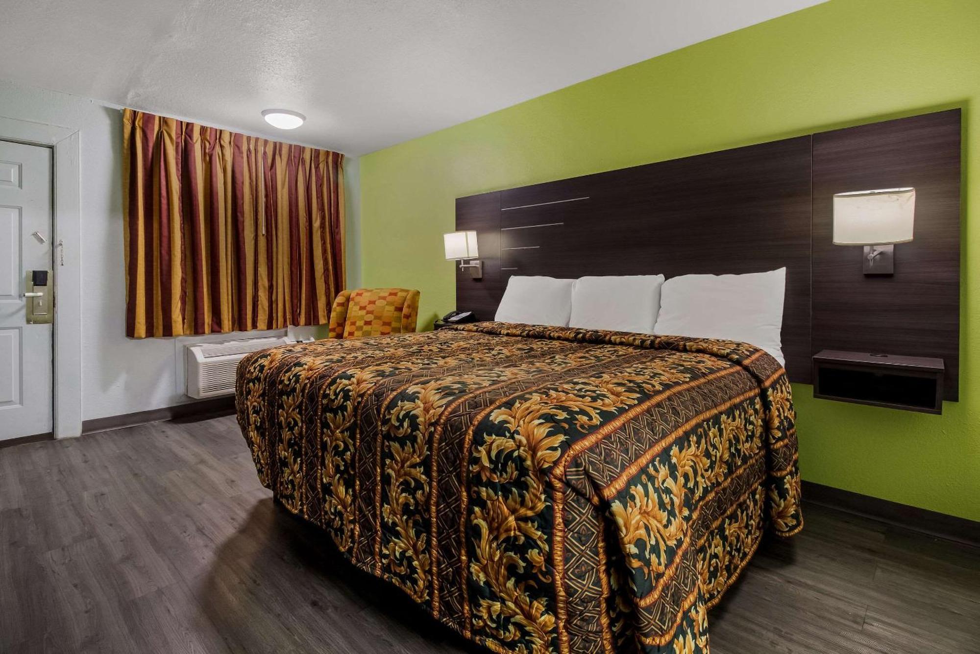 Rodeway Inn Conference Center Beaumont Esterno foto
