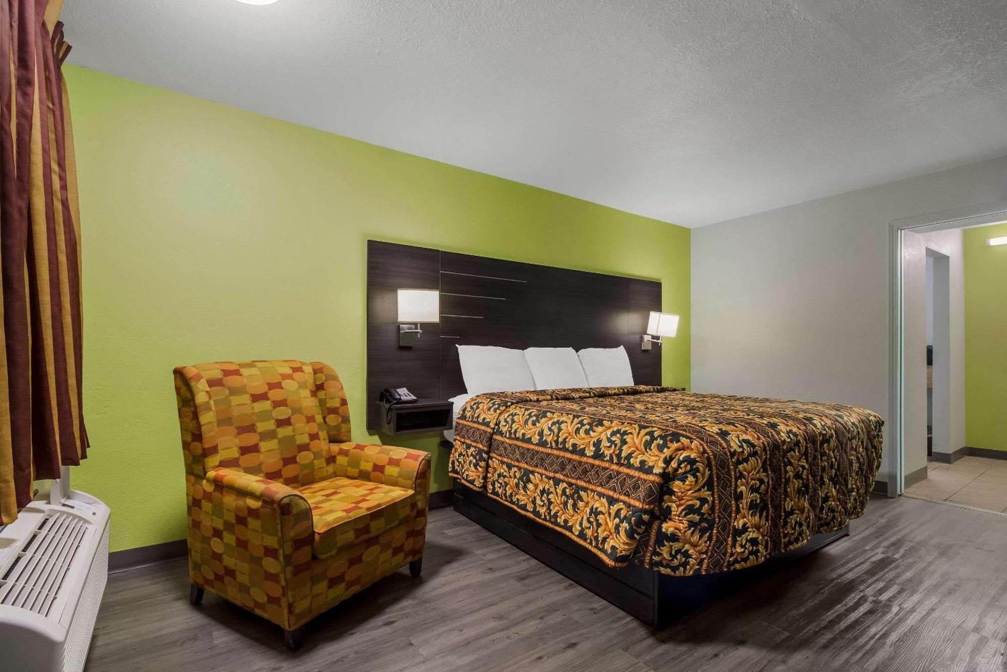 Rodeway Inn Conference Center Beaumont Esterno foto