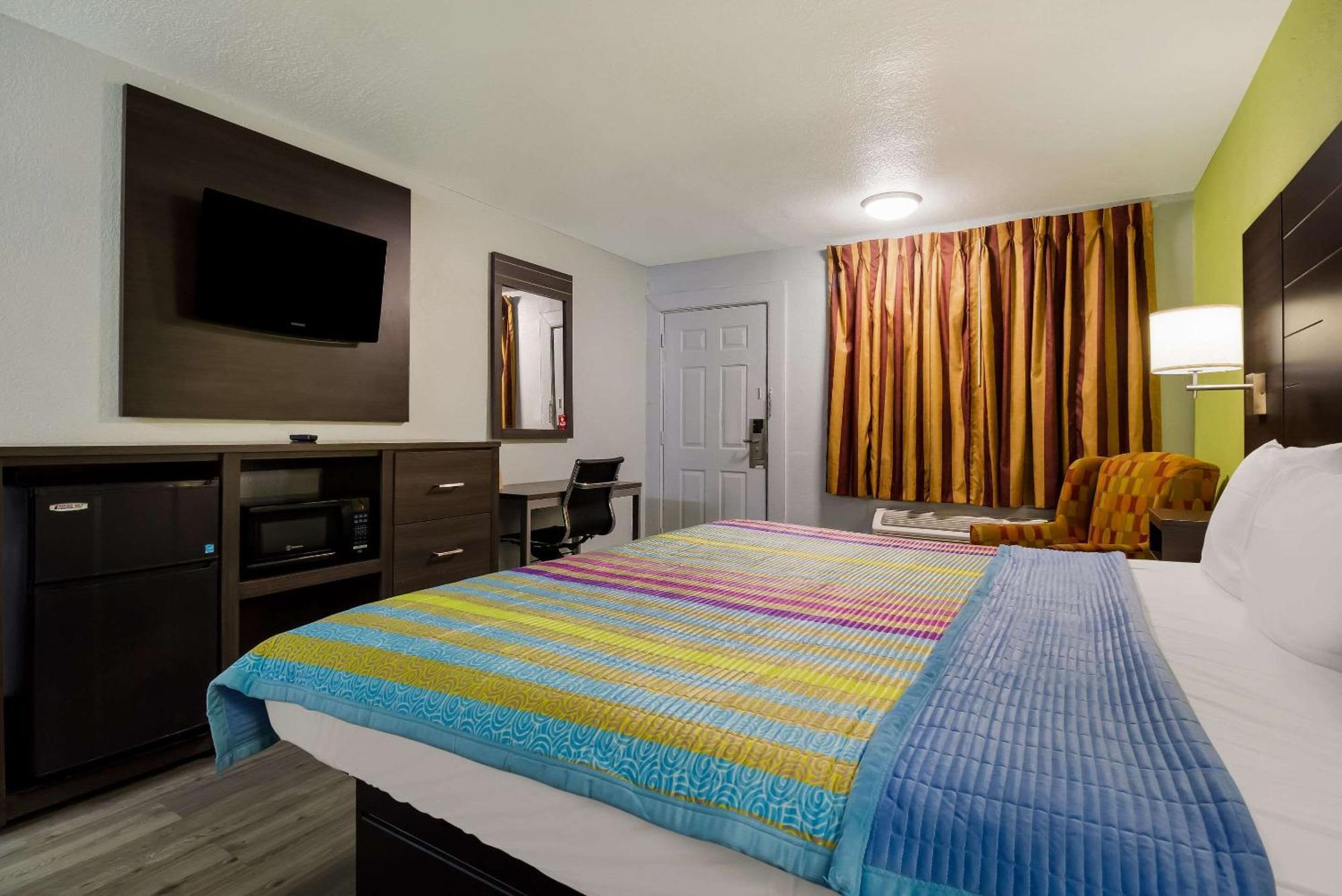 Rodeway Inn Conference Center Beaumont Esterno foto